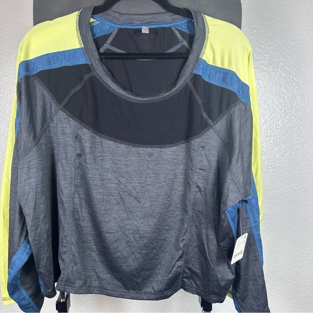 FP Movement Women’s Colorblock Long Sleeve Athletic Top Size M